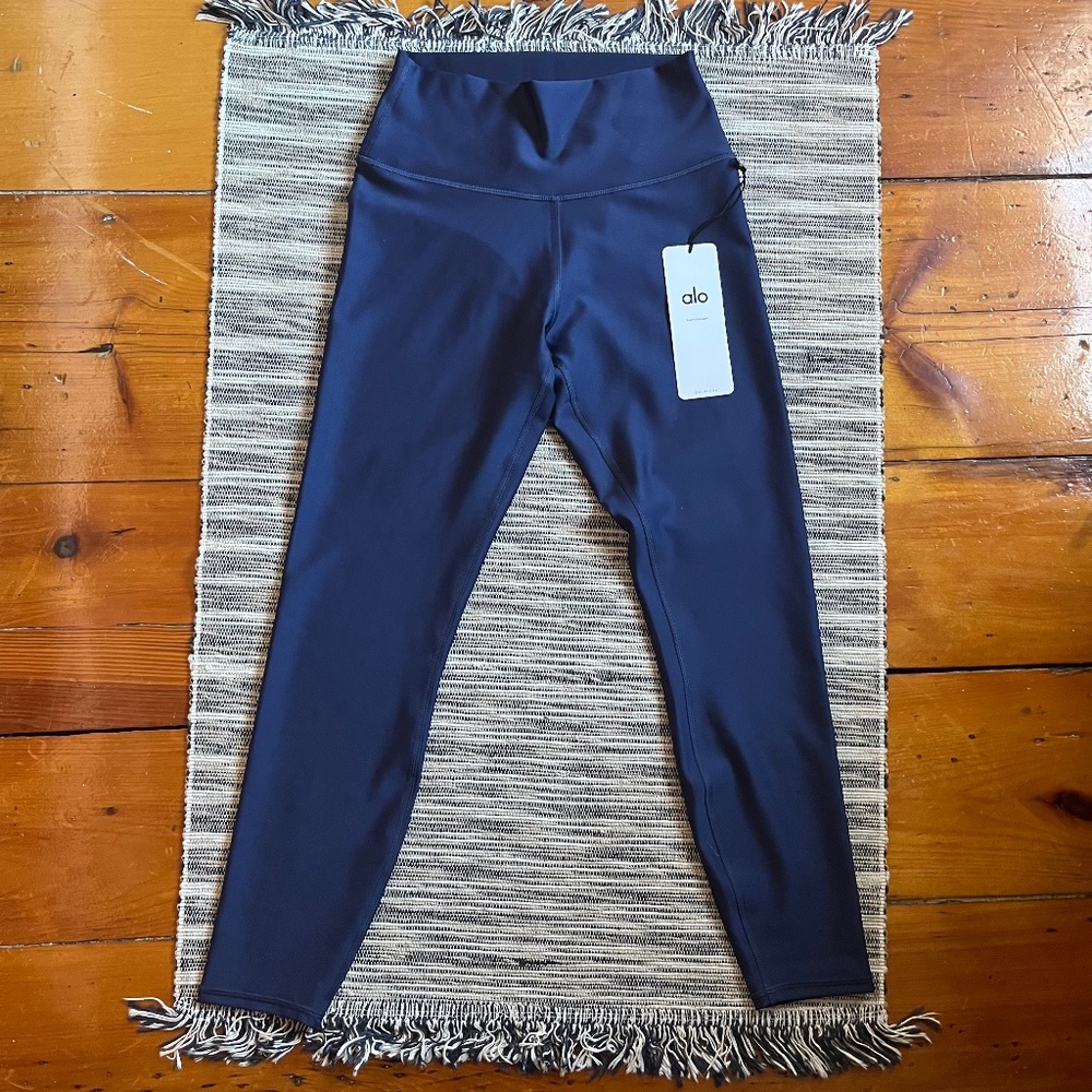 "NEW" Alo Yoga - 7/8 HIGH-WAIST AIRBRUSH LEGGING - Navy Blue - Size M